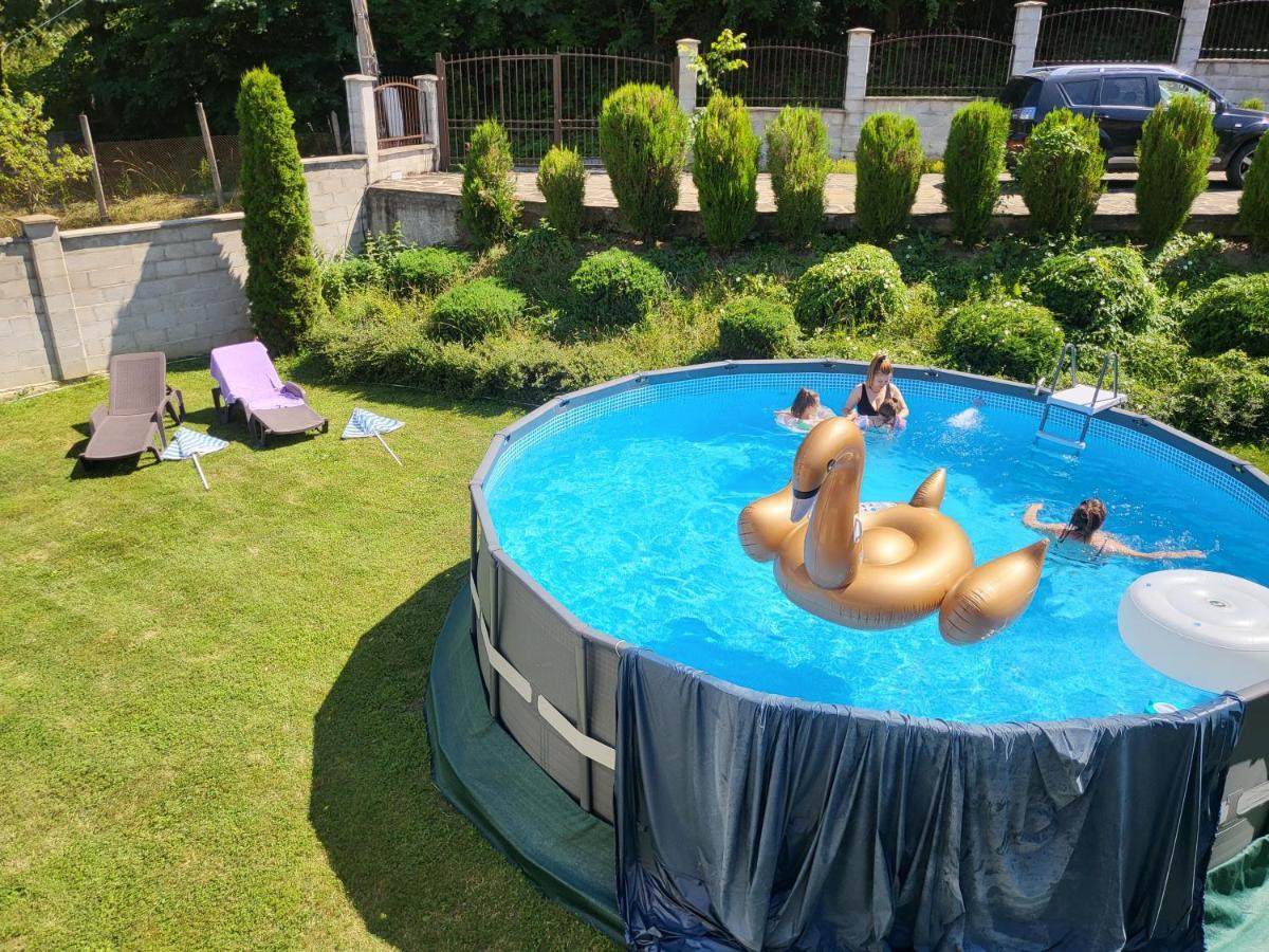 Двете Къщи В Планината Vila Beli Osŭm Exterior foto